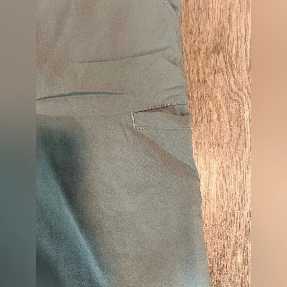Fundamental Coast these shorts